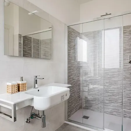 Apartment - Fiera 2 - Self Checkin H24 *